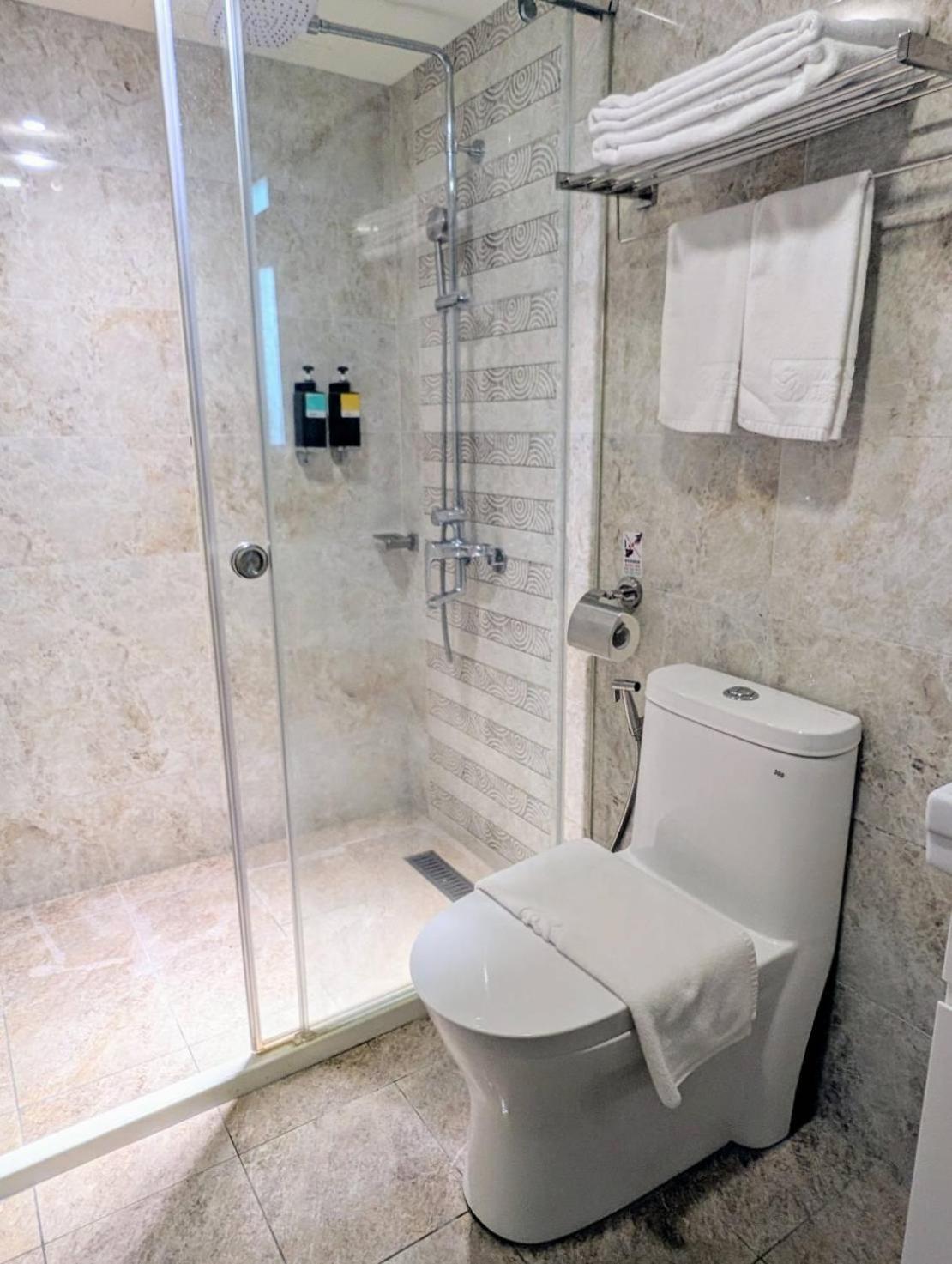 Macchi Hotel - Тайпей Екстериор снимка