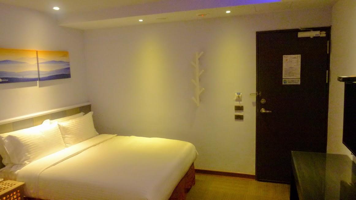 Macchi Hotel - Тайпей Екстериор снимка