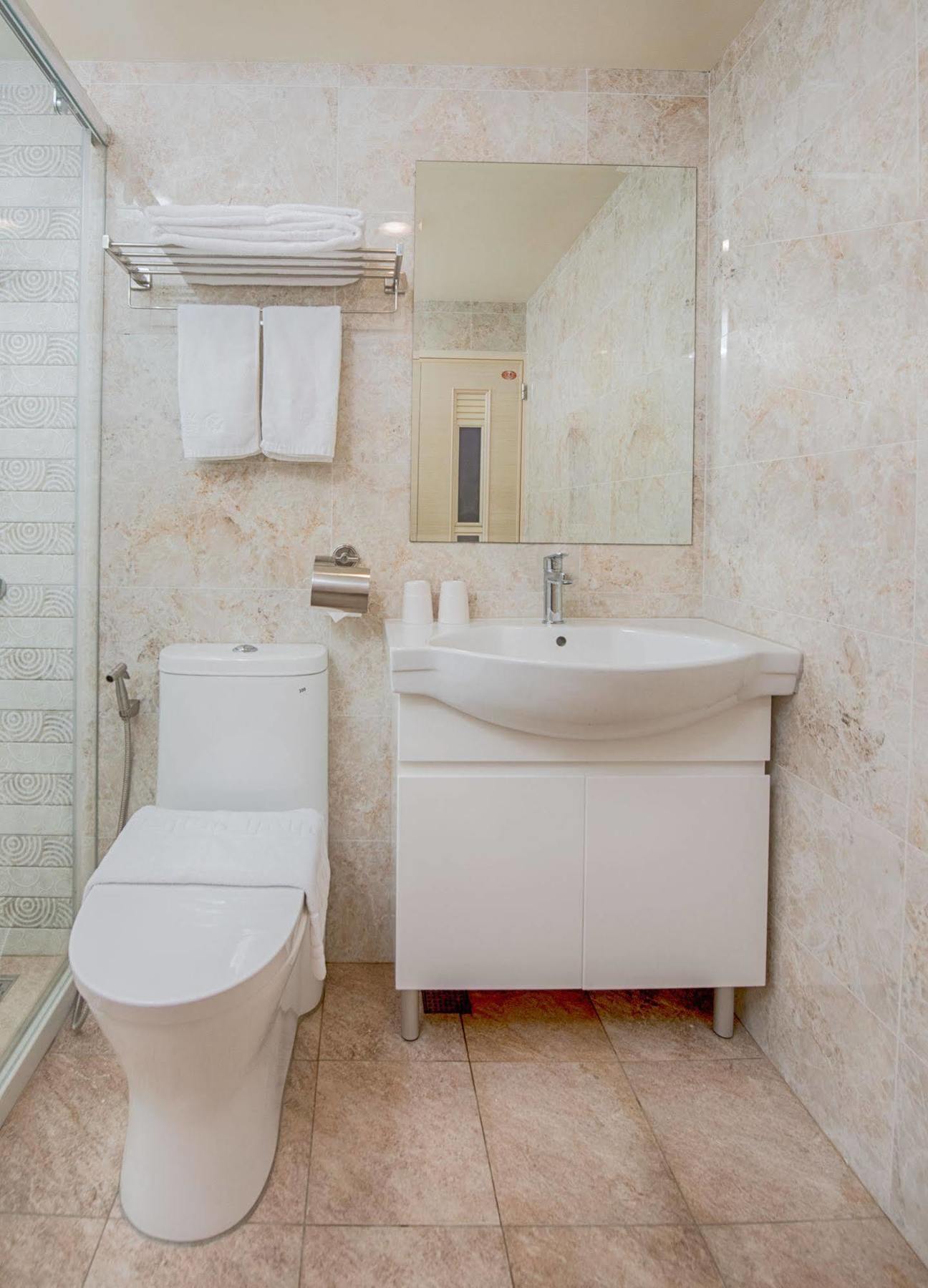 Macchi Hotel - Тайпей Екстериор снимка