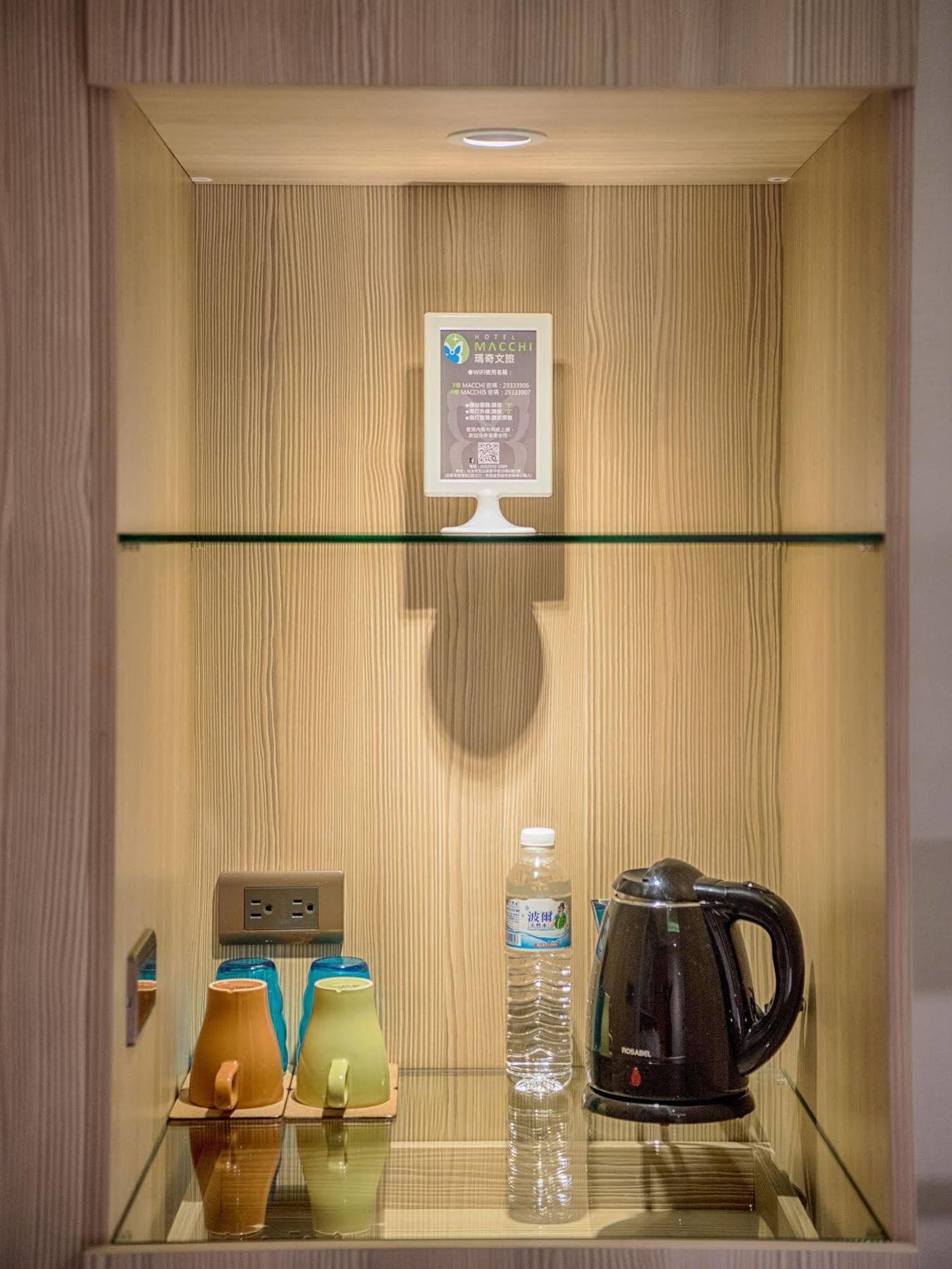 Macchi Hotel - Тайпей Екстериор снимка