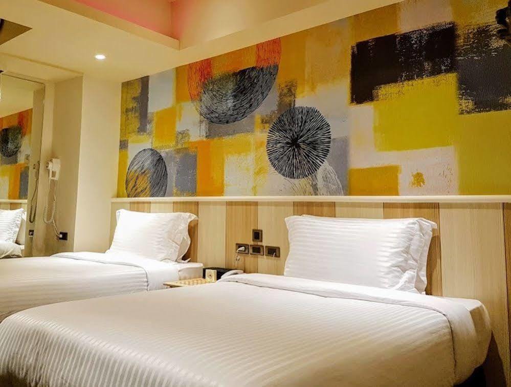 Macchi Hotel - Тайпей Екстериор снимка