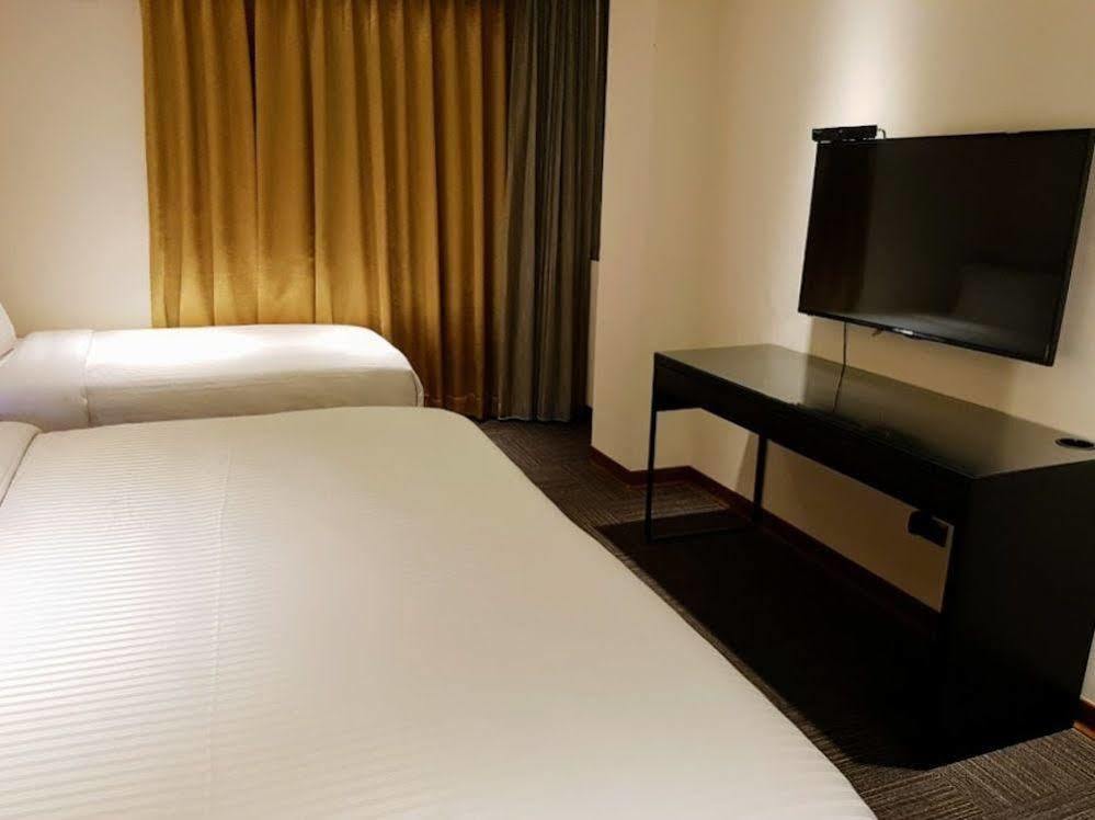 Macchi Hotel - Тайпей Екстериор снимка